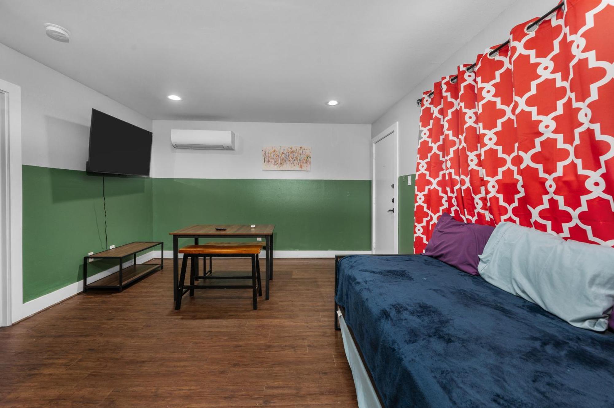 Rustic 1Br Apartment Near Medcenter-Uh-Nrg Houston Bagian luar foto